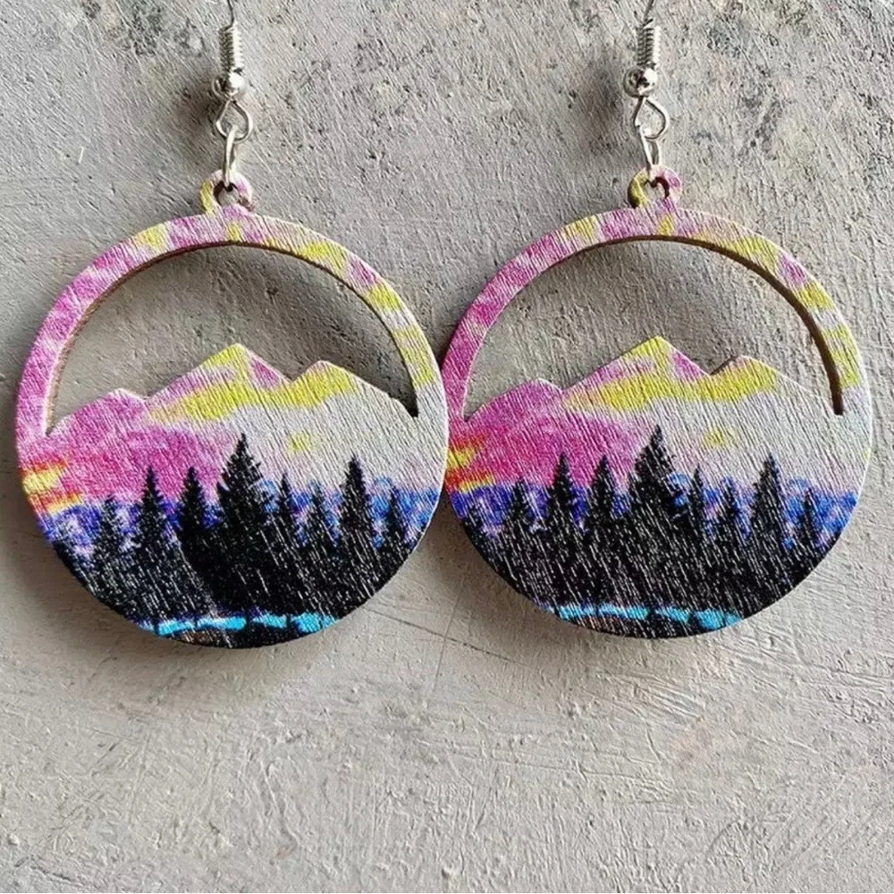 Elevate Your Adventure: Mountain Dangle Earrings for Nature Lovers! 🏜️NWT Cactus